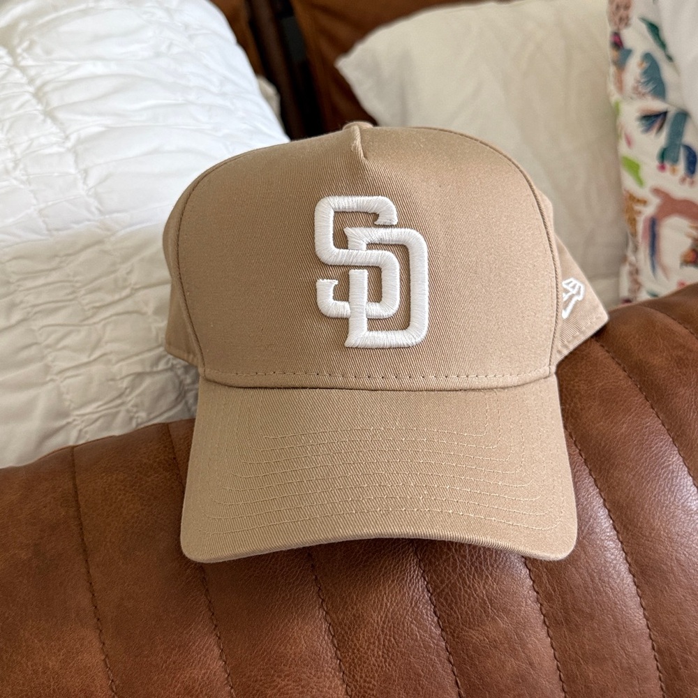 New Era 9FORTY Padres Tan Baseball Cap with White Raised Logo